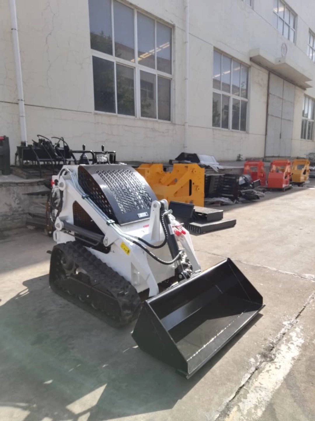 Vue 2 AMAT381 chenilles